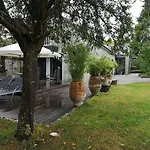 Le Lodge